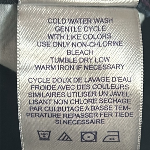 Not Your Daughter’s Jeans Marilyn 5-Pocket Straight Leg Dark Wash Denim Jean - Picture 8 of 10